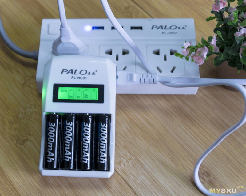  зарядное устройство для аккумуляторов АА и ААА - PALO pl-nc01
