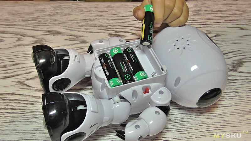 Блок питания роботов. Системы питания для роботов. Блок питания для робота стекломойщика Hutt.